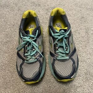 Brooks Ghost 6 running shoe